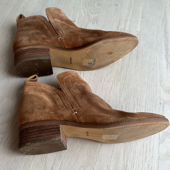 Dolce Vita tan suede booties Tessy size  7 1/2 - Picture 3 of 3